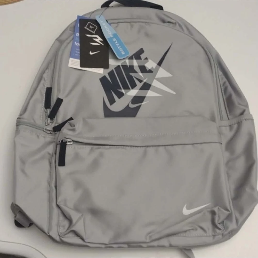 Nike 3Brand By Russell Wilson x Futura Backpack With Laptop Sleeve Wolf Gray - Picture 2 of 7